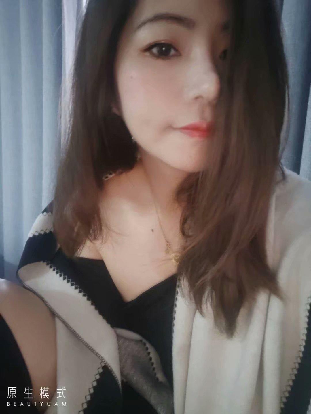 普陀区一个颜值爆高的TY妹子，良心分享
